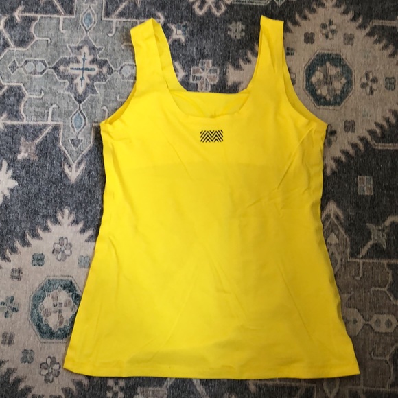 Monreal London top size Small - Picture 2 of 3